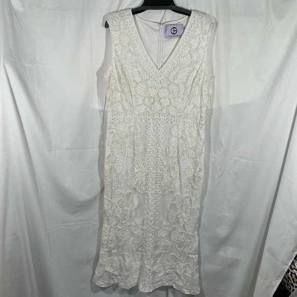 NEW JS Collections [ 16 ]‎ Beaded V-Neck Midi Dress in White - Picture 7 of 12